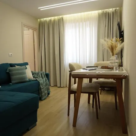 Apartment Ionian Blue 4 *