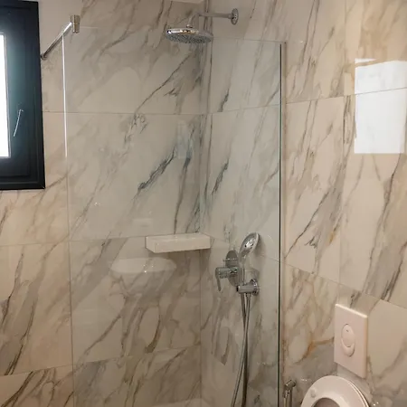 Ionian Blue 4 * Himarë
